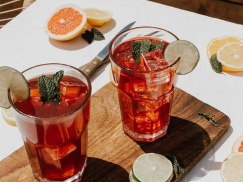Tè Kombucha: cos'è, come si prepara e perché tutti ne vanno matti